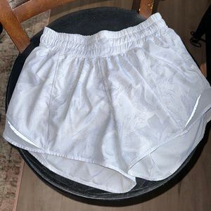 Worn once. 4 inch lulu shorts